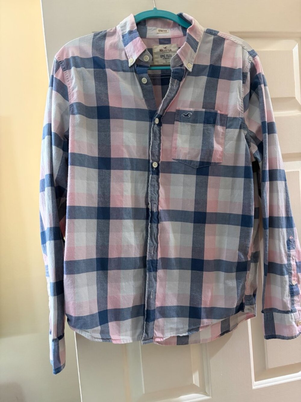 Hollister Epic Flex Stretch Plaid Button-Down – Men's Large